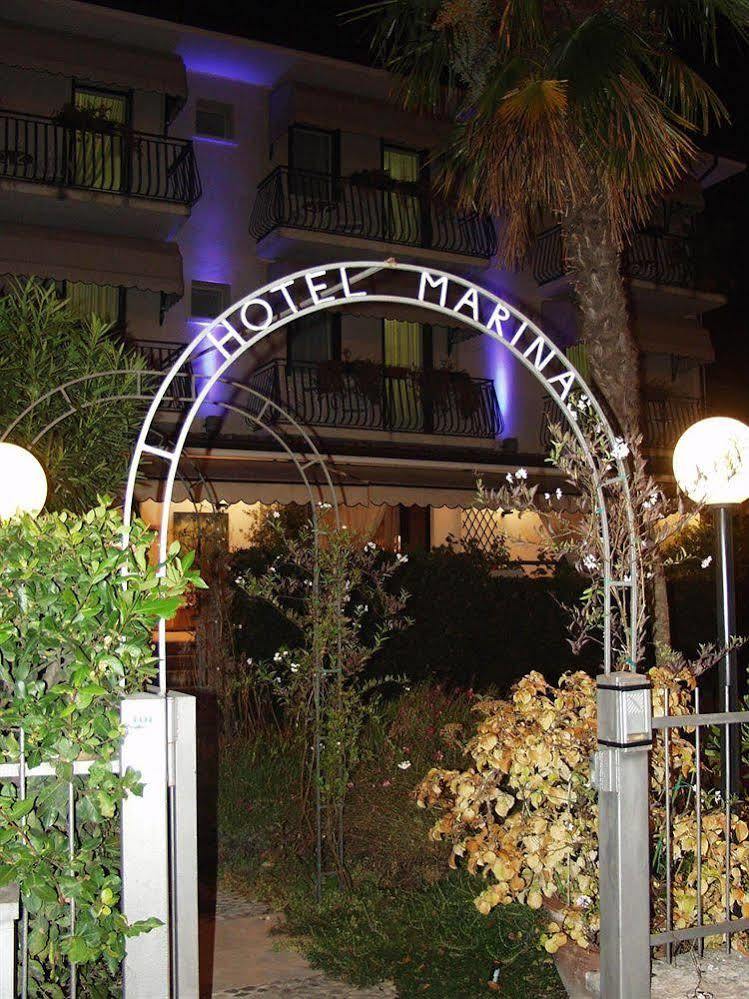 Hotel Marina Torri Del Benaco Exterior foto